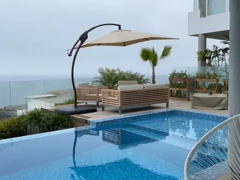 Pileta en casa de monte